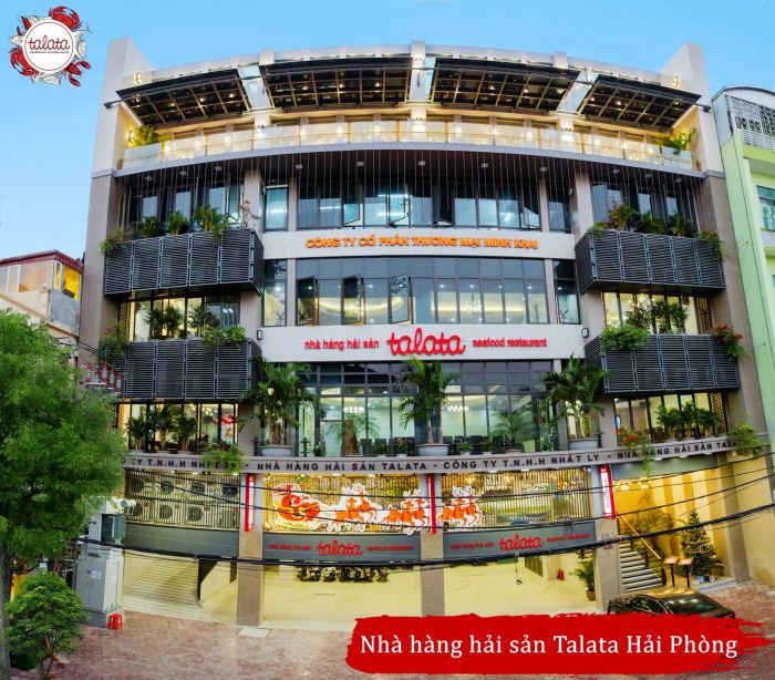 Không gian ấm cúng tại nhà hàng hải sản Talata