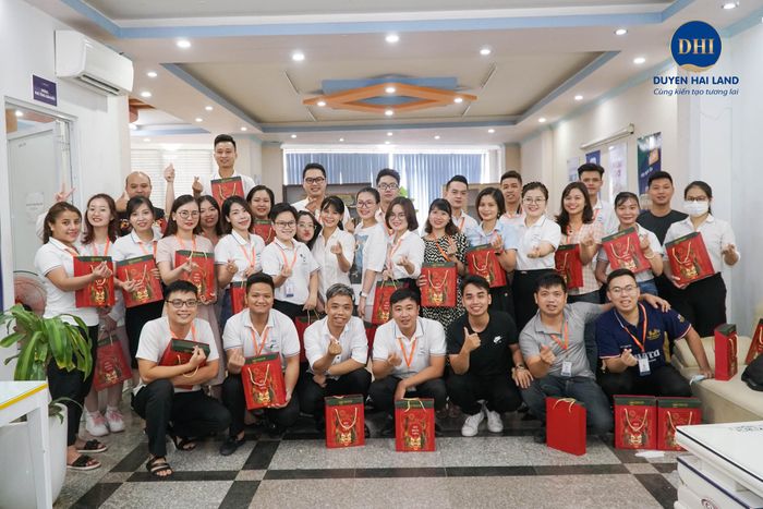 Hình ảnh hoạt động nổi bật của Duyên Hải Land