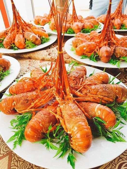 Hình ảnh 2 về Hải Sản Văn Thìn - Đa dạng hải sản tươi sống