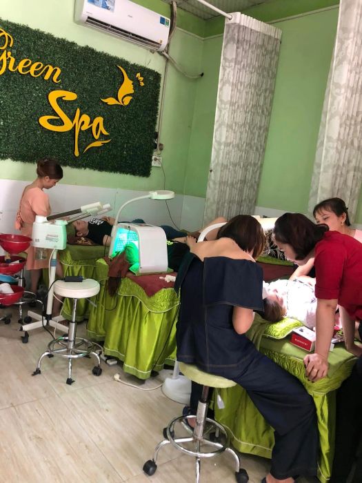 Hình ảnh đầu tiên về Green Spa - không gian sang trọng với thiết kế hiện đại, nơi mỗi góc nhỏ đều toát lên sự tinh tế trong phong cách phục vụ.