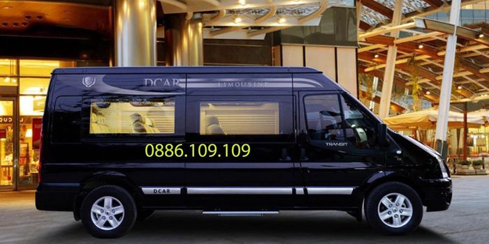 Hình ảnh nội thất sang trọng của Ninh Quỳnh Car VIP
