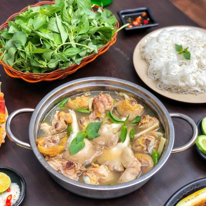 Lẩu gà lá é Hải Phòng - Nhà hàng Gạo Đỏ ảnh 2