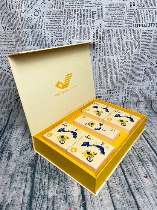 Hình ảnh quy trình kiểm tra chất lượng tại Home Print
