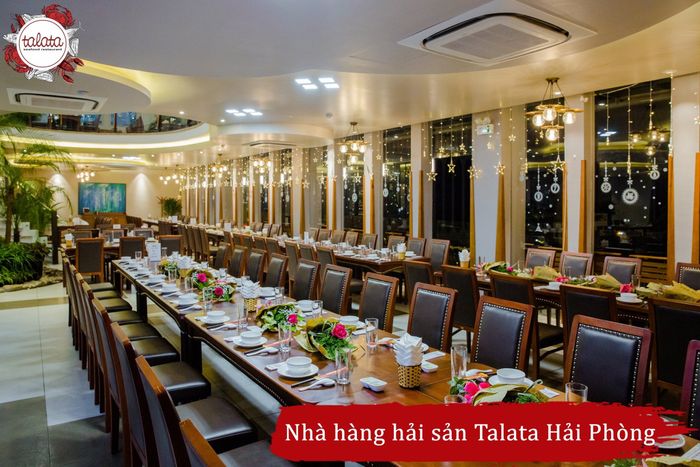 Không gian ấm cúng tại Talata Seafood Restaurant - Ảnh 1