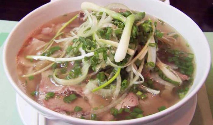 Bữa sáng hoàn hảo với tô phở thơm ngon tại Phở 113