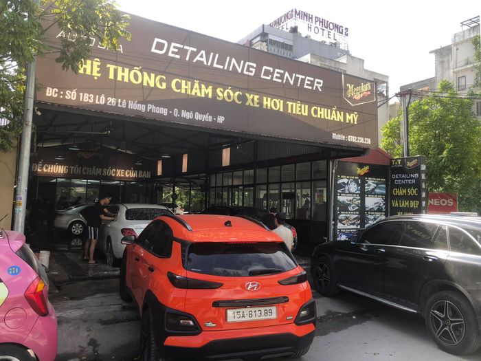 Không gian chăm sóc xe hiện đại tại T&T Autospa