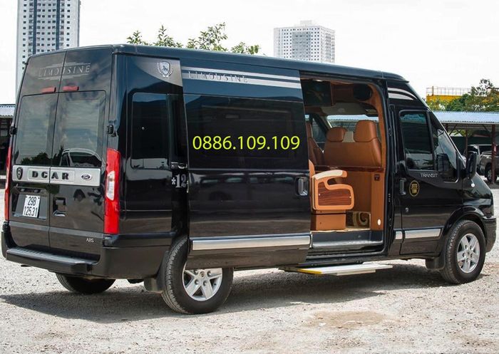 Hình ảnh đội xe cao cấp Ninh Quỳnh Car VIP