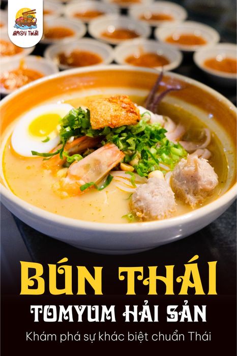 Không gian ấm cúng mang đậm phong cách Thái tại Aroy Thái