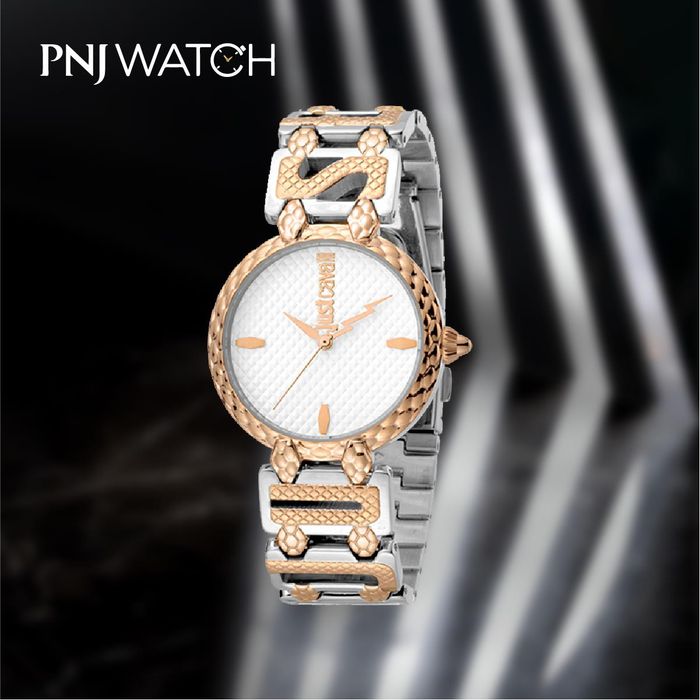 Không gian sang trọng tại PNJ Watch - Ảnh 1