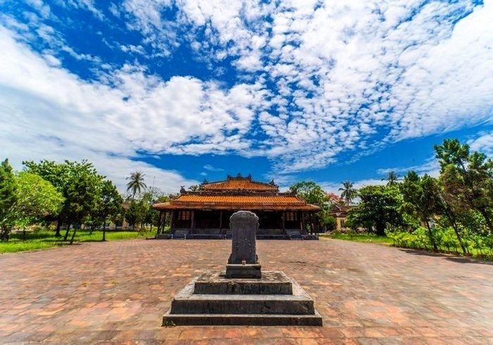 Hình ảnh đặc sắc về kiến trúc và không gian trưng bày tại Bảo tàng Lịch sử Thừa Thiên Huế