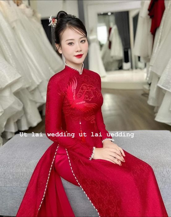 Út Lai WEDDING - Áo dài cưới thêu hoa văn tinh xảo