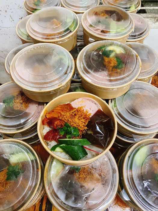 Không gian ấm cúng và những đĩa xôi hấp dẫn tại Xôi Mặn Cô Tủn