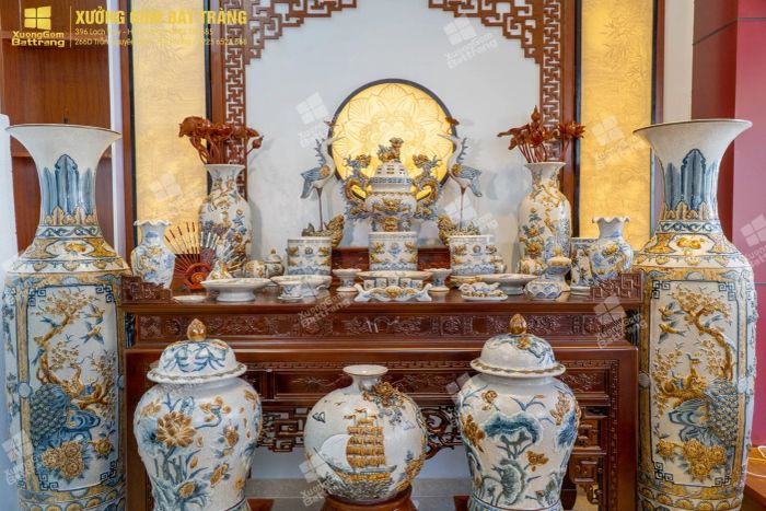 Không gian trưng bày ấn tượng tại Xưởng Gốm Bát Tràng (Ảnh 1)