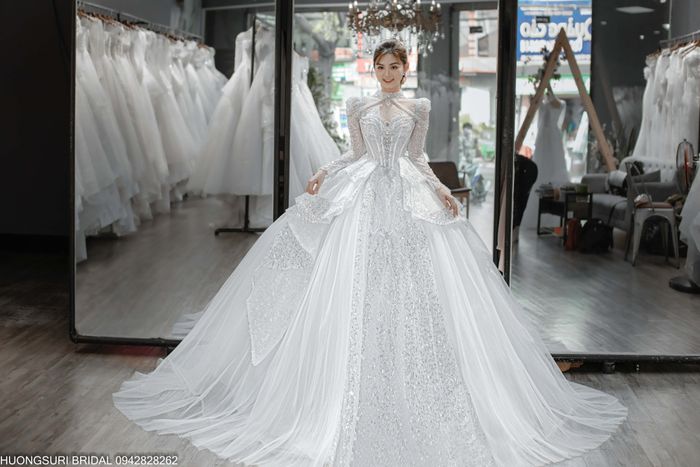 BST váy cưới đa phong cách tại HuongSuri Bridal