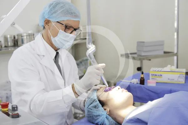 Thẩm Mỹ Viện Đông Á ảnh 2