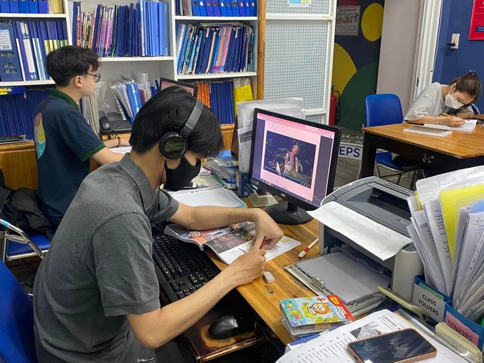 Hình ảnh lớp học sinh động tại Trung tâm Anh ngữ Quốc tế ILEAD AMA Huế (ảnh 2)
