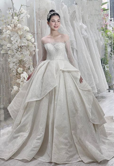 BST váy cưới tôn dáng tại CAM Bridal