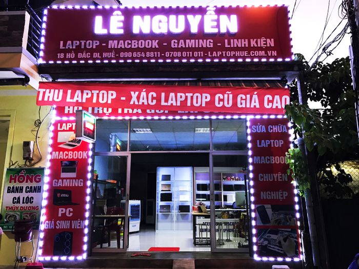 Hình ảnh showroom Lê Nguyễn Laptop tại Huế