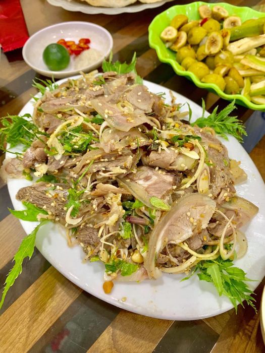 Ảnh 2 – Món ăn hấp dẫn từ dê núi tươi ngon