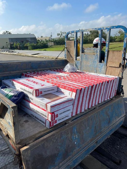 Khám phá hình ảnh thực tế về kho vật liệu xây dựng đa dạng tại Châu Nhung Huế - nơi đáp ứng mọi nhu cầu từ nhỏ đến lớn cho công trình của bạn.
