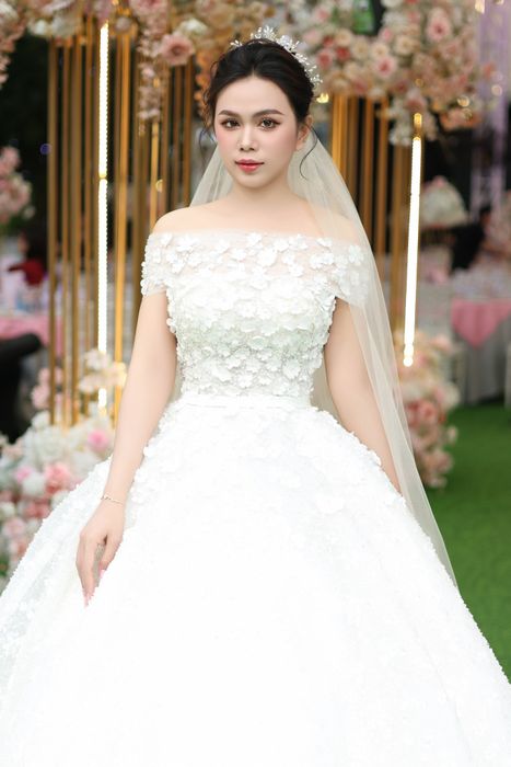 BST váy cưới lộng lẫy tại DinhDinh Bridal