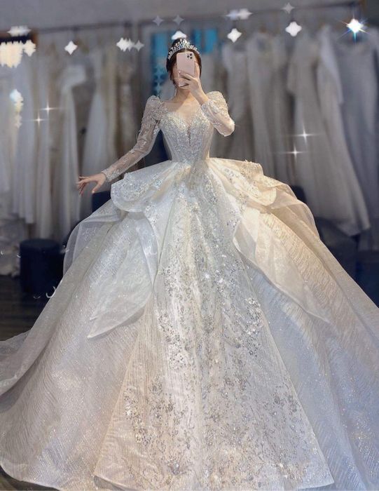 Khoảnh khắc tỏa sáng cùng BST váy cưới LIÊN Bridal & Studio