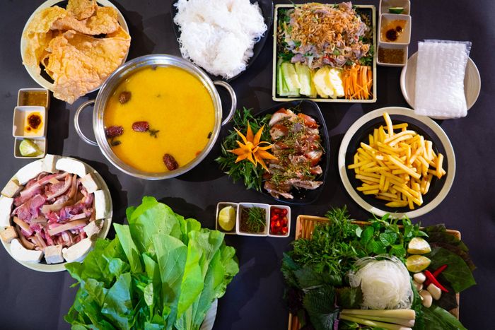 Lẩu dê thơm ngon hấp dẫn tại Dê Ngon 82