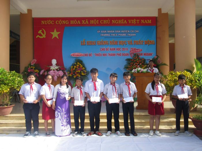 Hình ảnh khuôn viên xanh mát Trường THCS Phước Thạnh