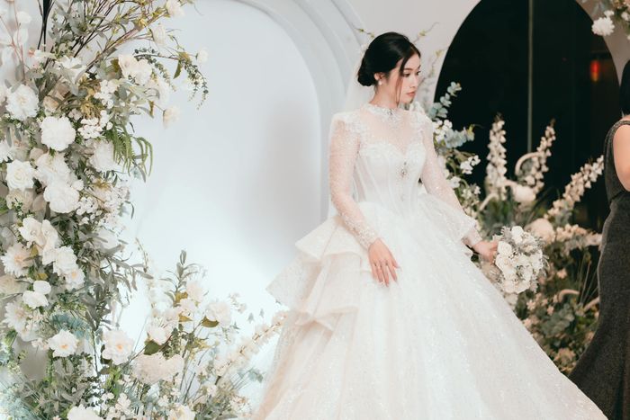 Không gian sang trọng tại DinhDinh Bridal