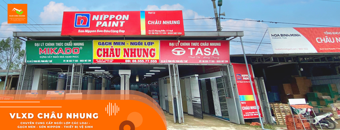 Không gian trưng bày sang trọng tại Châu Nhung Huế