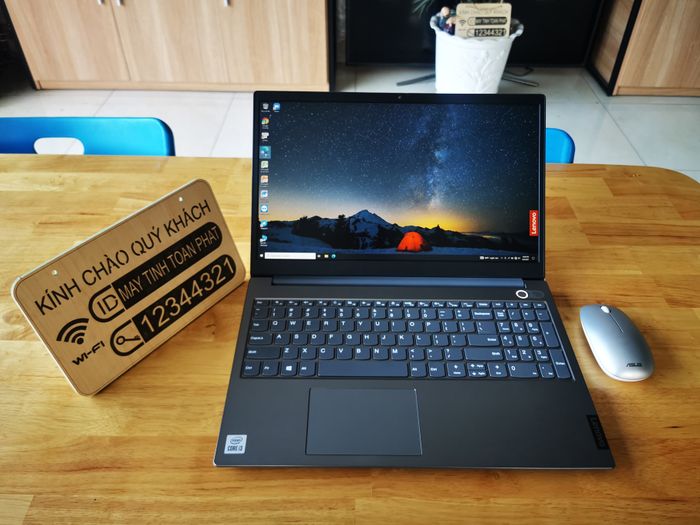 Không gian kiểm tra và bảo hành chuyên nghiệp tại Toàn Phát Computer - Ảnh 3