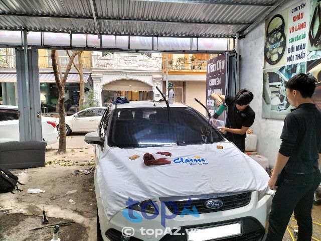 Cửa hàng nội thất ô tô chính hãng tại Hà Nội
