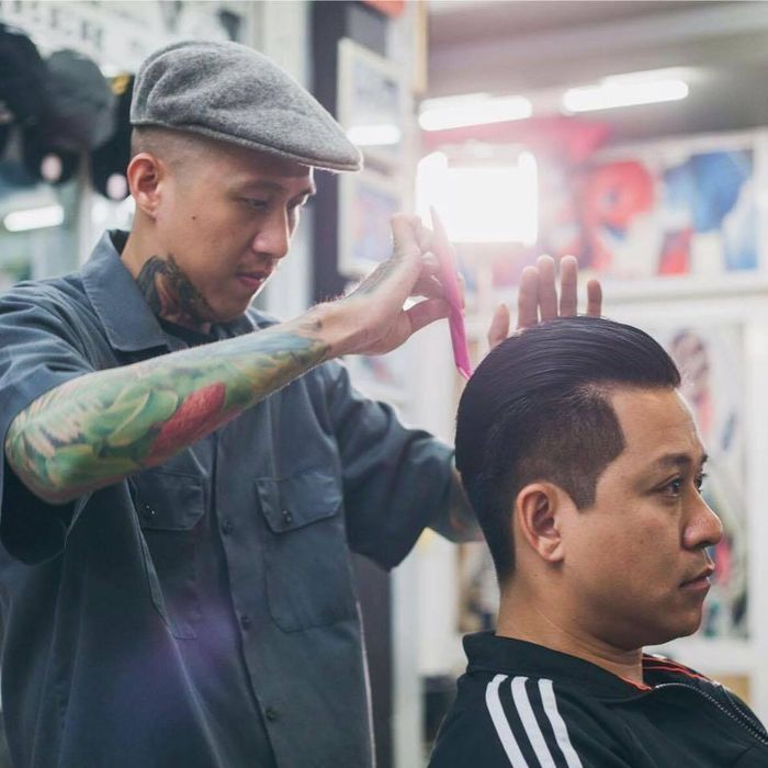 Không gian làm việc chuyên nghiệp của các barber tại Liem BarberShop