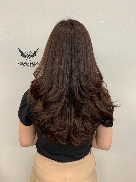 Hình ảnh không gian sang trọng tại Nguyễn Hưng Hair Salon