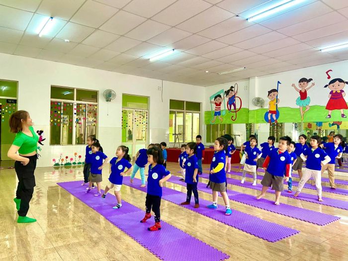 Hình ảnh lớp học tràn ngập tiếng cười tại Trường mầm non Âu Lạc