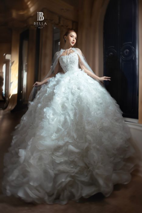 Không gian sang trọng tại Bella Bridal Vietnam