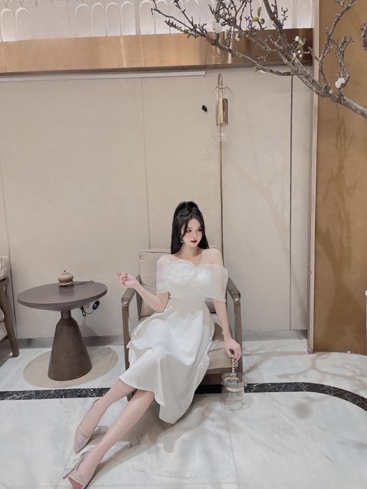 Hình ảnh Nhi’s House - góc váy đầm quyến rũ khác