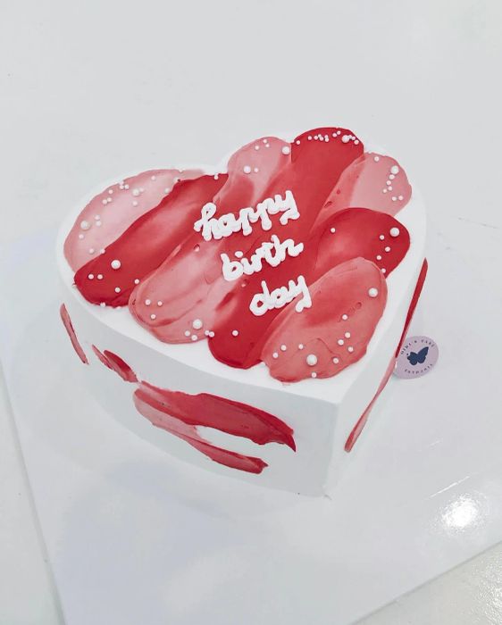 Khám phá thế giới bánh kem tươi mới mỗi ngày tại Hibi's Cake