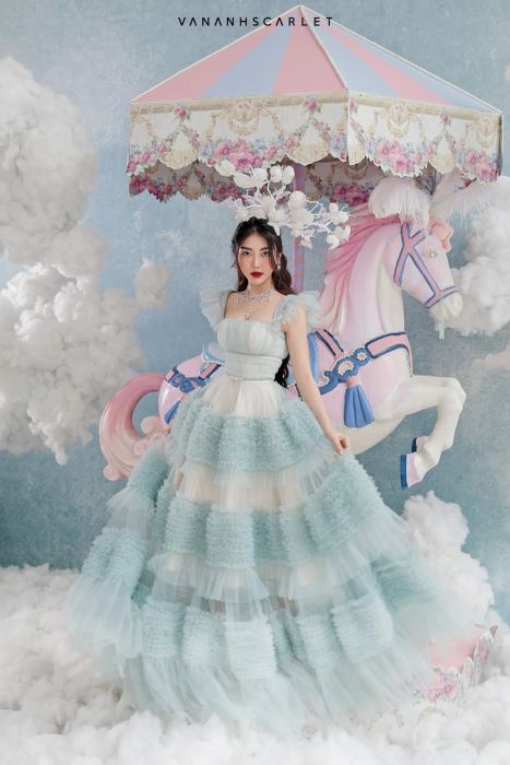 Không gian trưng bày ấn tượng tại WE DRESS