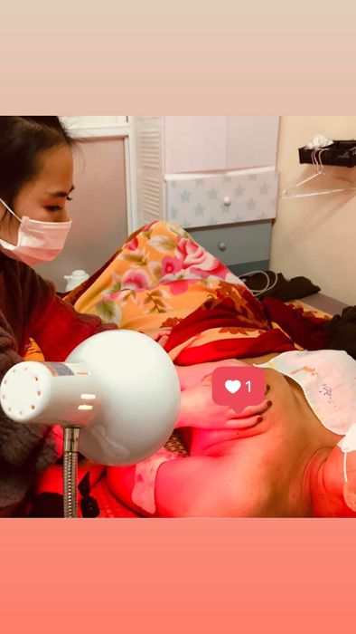 Hình ảnh quy trình thông tắc tia sữa tại EmeCare