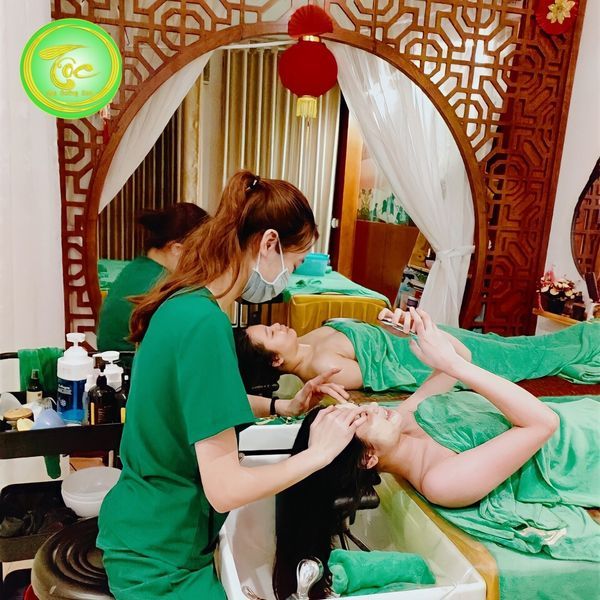 Trải nghiệm gội đầu dưỡng sinh cao cấp tại Tộc Spa