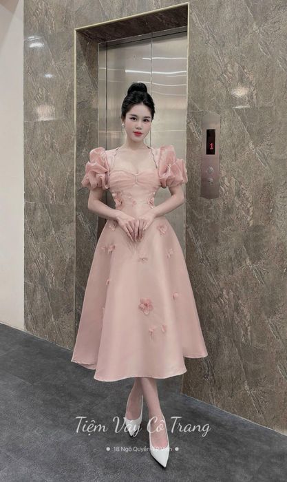 Không gian sang trọng tại Tiệm Váy Cô Trang