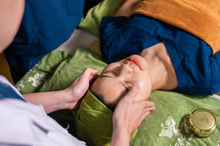 Không gian trị liệu sang trọng tại Spa Đông Y Ngọc Hà