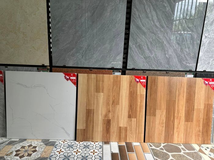 Hình ảnh thực tế kho hàng Vật Liệu Xây Dựng Tý Ren - nơi lưu trữ đa dạng các loại vật liệu xây dựng chất lượng cao, sẵn sàng đáp ứng mọi nhu cầu thi công