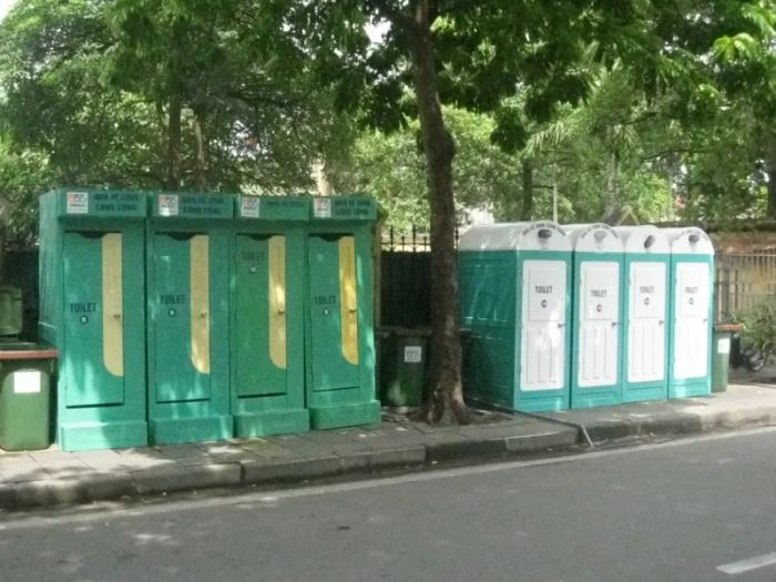 Hình ảnh nhà vệ sinh di động chất lượng từ Saigon Construction & Environment
