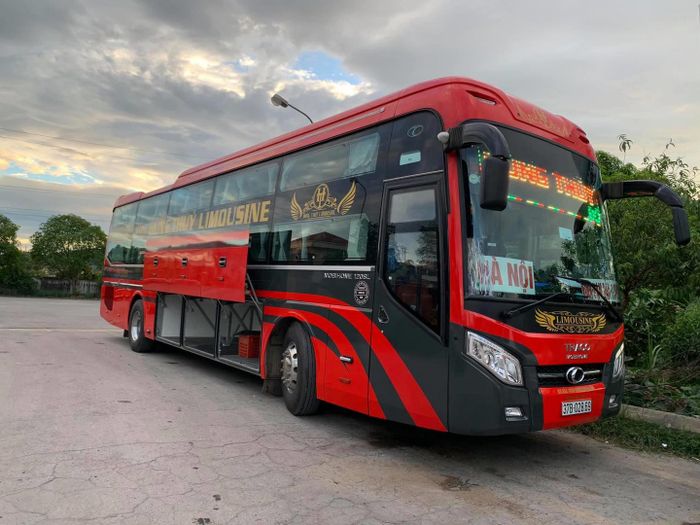 Xe giường nằm cao cấp Hùng Thuỷ ảnh 3