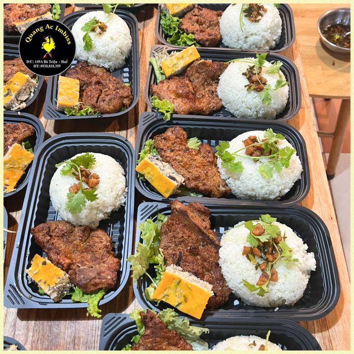 Không gian sang trọng tại Quang Aachener Imbiss