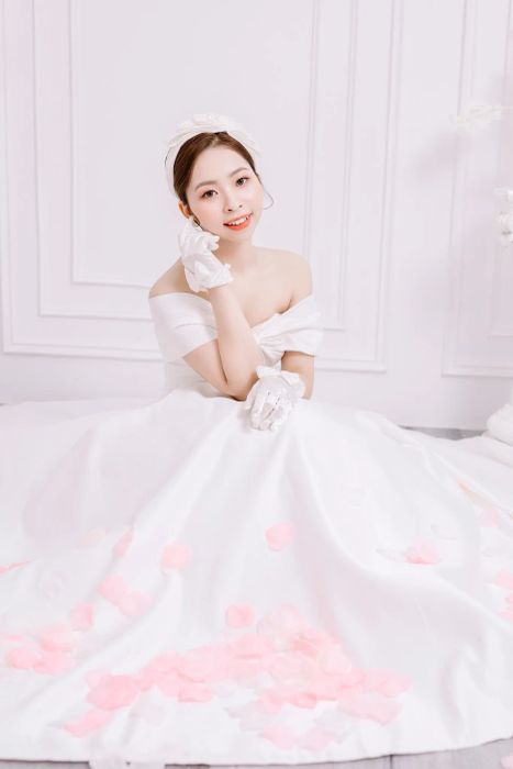 Hình ảnh cô dâu thanh thoát từ Ảnh Viện Hana