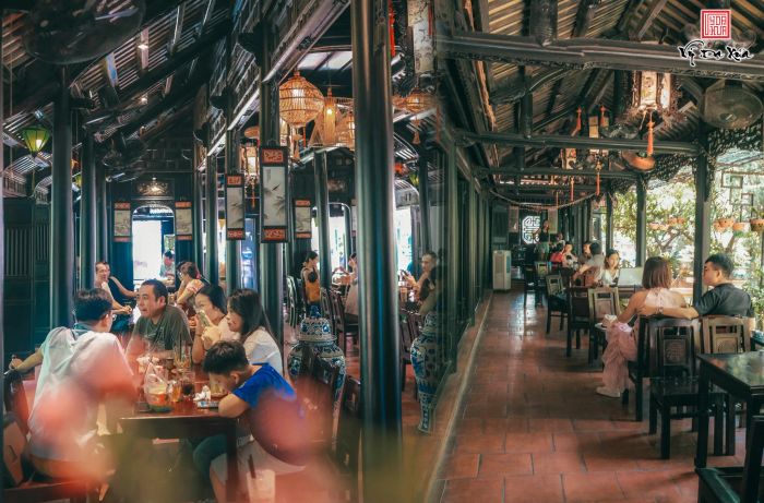 Không gian ấm cúng với kiến trúc cổ điển tại Vỹ Dạ Xưa