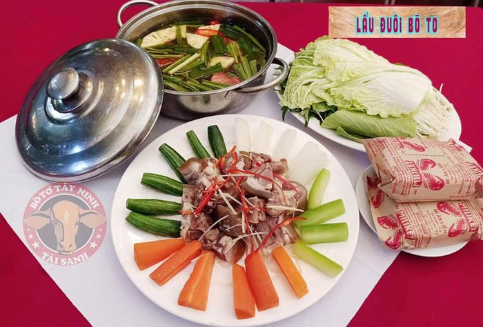 Bò tơ Tây Ninh Tài Sanh - Không gian ấm cúng với phong cách hiện đại